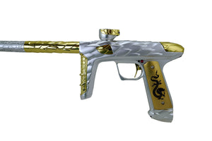 Adrenaline Luxe Idol - สีขาว Dust พร้อมขอบสีทองขัดเงา - Adrenaline
